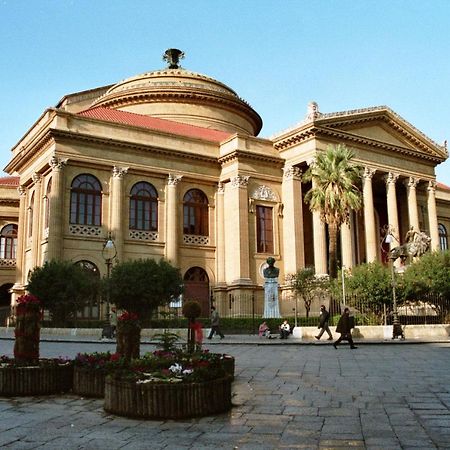 Garibaldi Rooms 29 - Piazza Marina A Palermo - In Pieno Centro. المظهر الخارجي الصورة