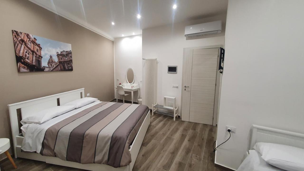 Garibaldi Rooms 29 - Piazza Marina A Palermo - In Pieno Centro. المظهر الخارجي الصورة