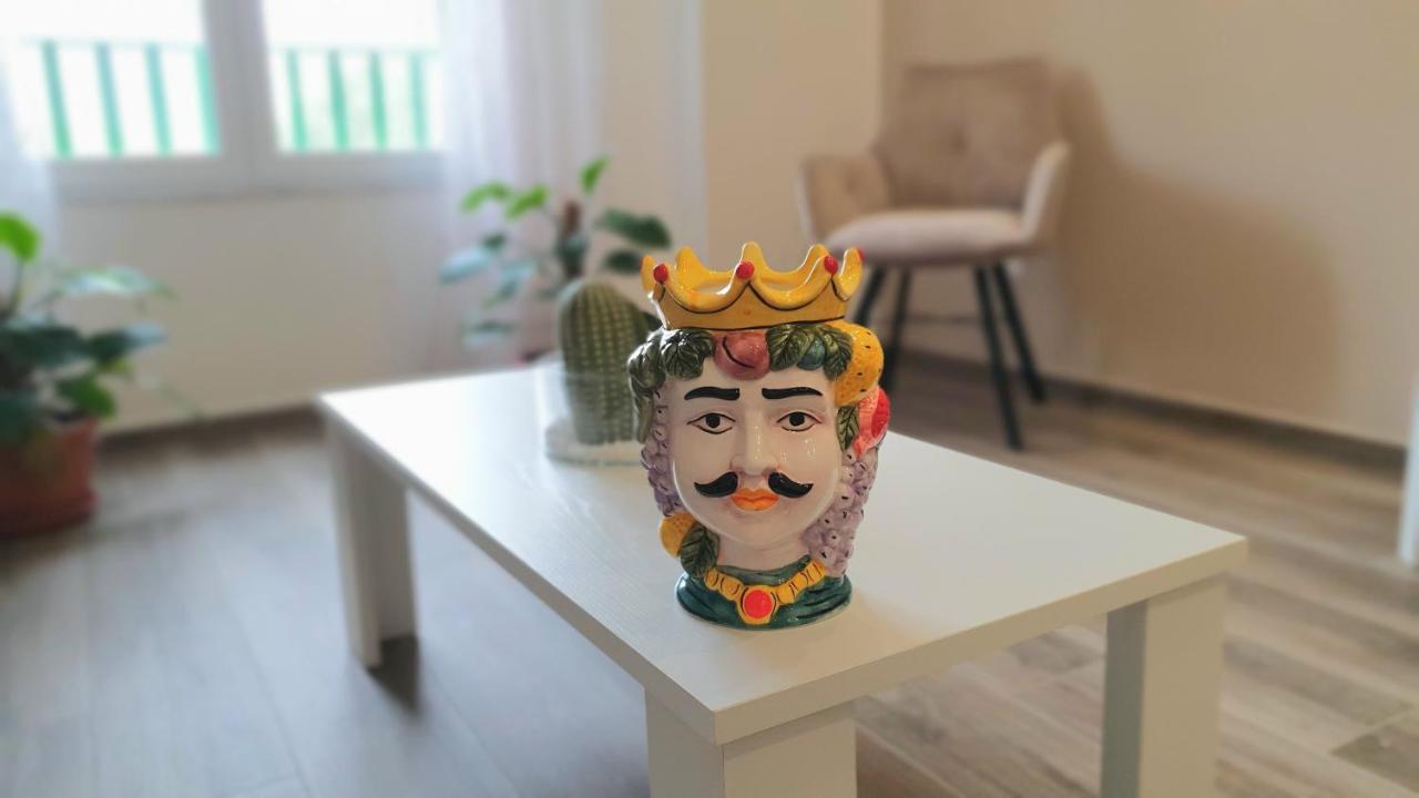 Garibaldi Rooms 29 - Piazza Marina A Palermo - In Pieno Centro. المظهر الخارجي الصورة