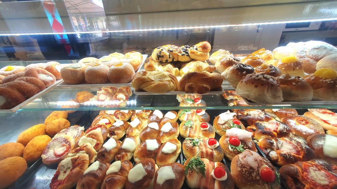 Garibaldi Rooms 29 - Piazza Marina A Palermo - In Pieno Centro. المظهر الخارجي الصورة